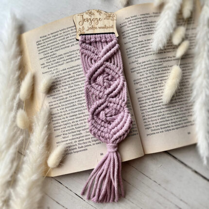Pleciona zakładka do książki JESZCZE JEDEN ROZDZIAŁ