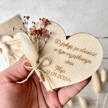 Podziękowanie dla gości na komunię i chrzest, serduszko magnes