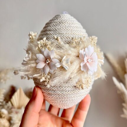 Pisanka Wielkanocna, jajko Wielkanocne, ozdoba rękodzieło KREMOWE