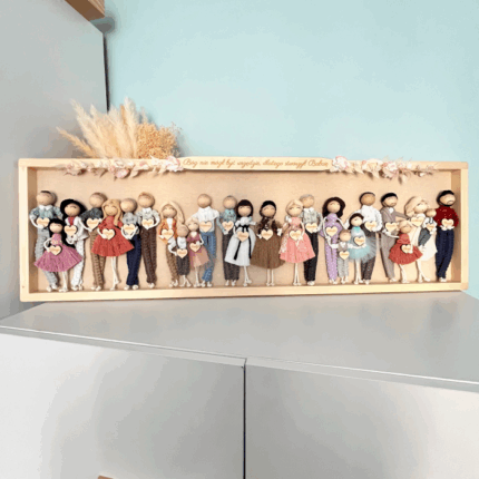 Ramka z laleczkami XXL, makramowa rodzinka w dużej ramce